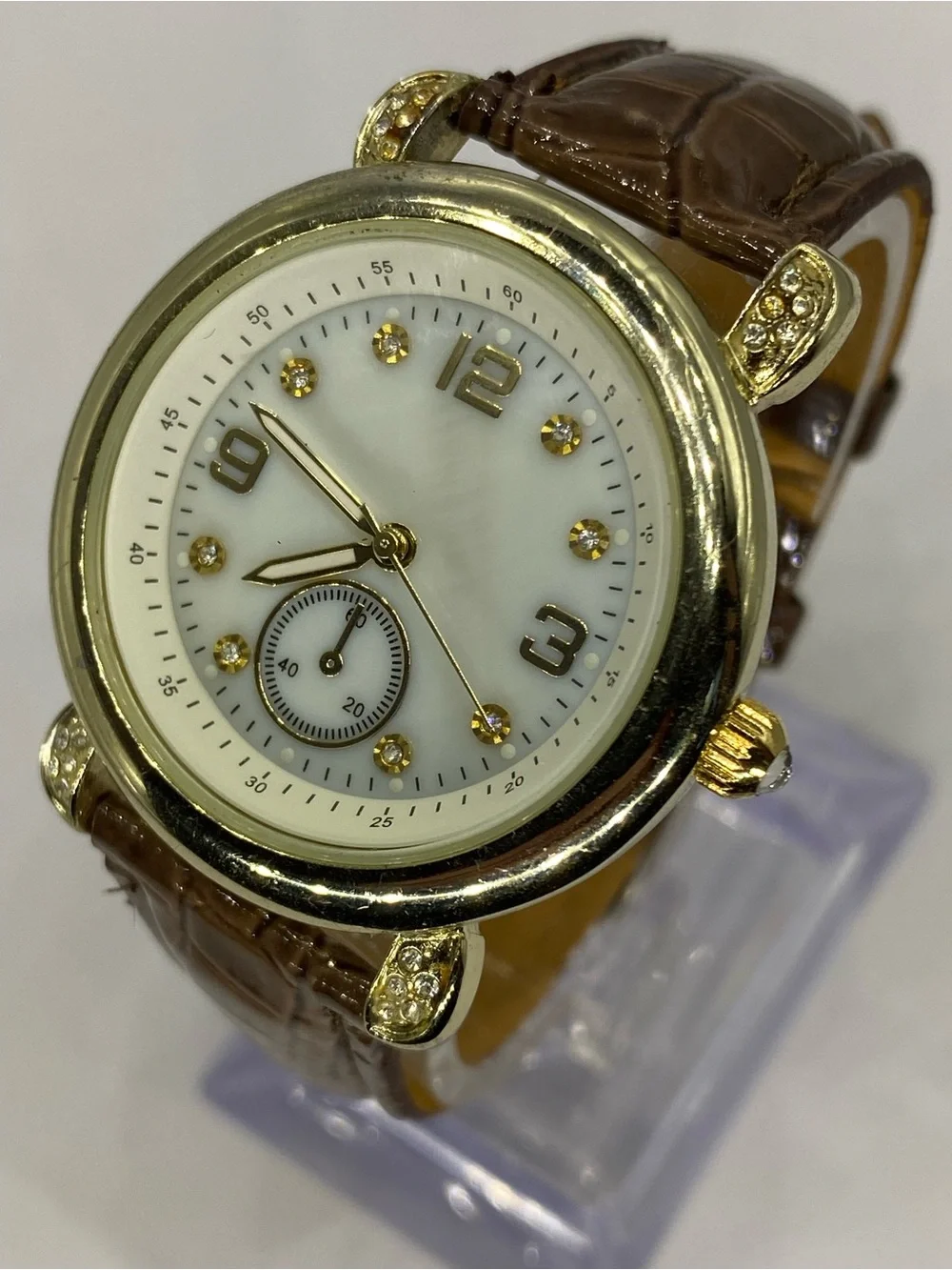 Men’s ^^^ Gold-Tone *** Iced  Crystal Accent Watch ^^^ Tan  Brown Leather Strap